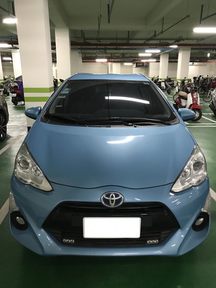 2015 Prius C 水漾藍　保固至2019.01.28
